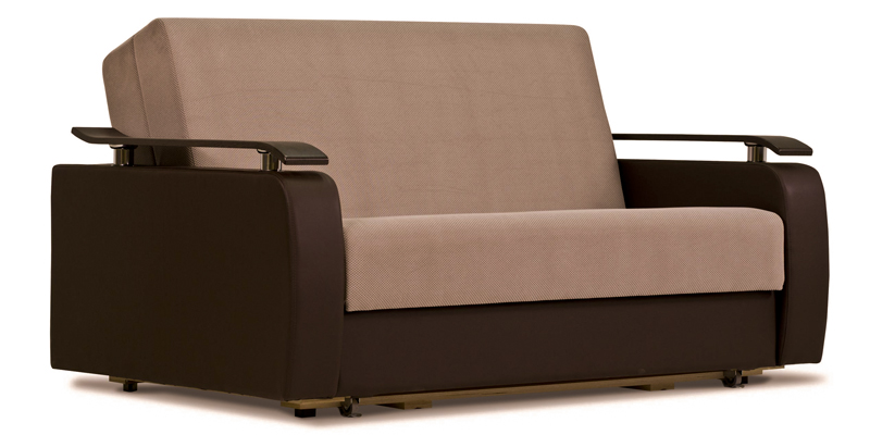 диван с деревянными подлокотниками