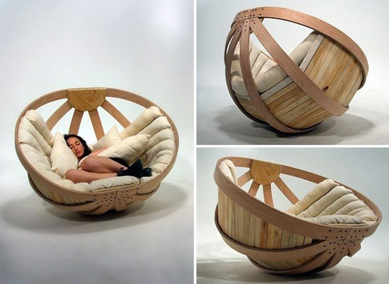 Напольное деревянное кресло-сфера
