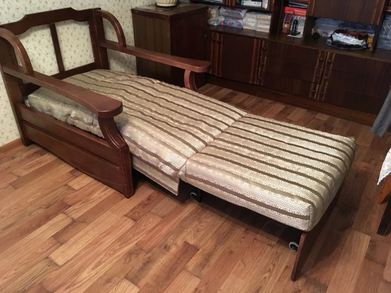 Кресло-кровать в стиле прованс