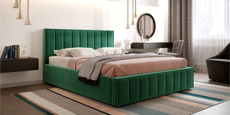 Стандартная и стильная двуспальная кровать