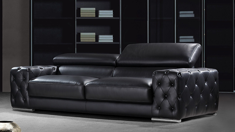 Современный диван из натуральной черной кожи