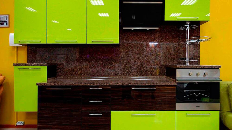 Яркие лаймовые фасады для кухонных шкафов