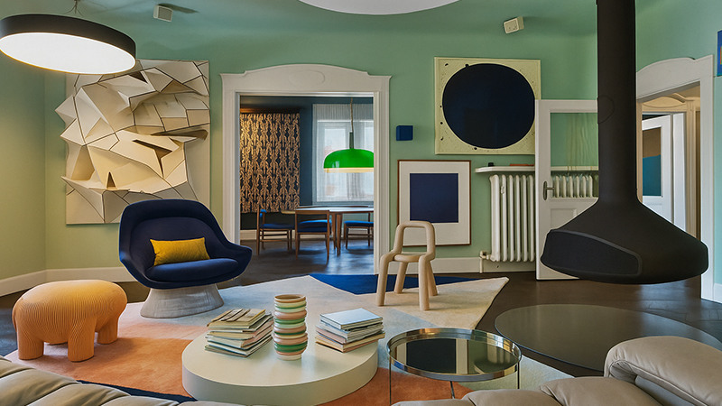 Яркость и асимметрия стиля