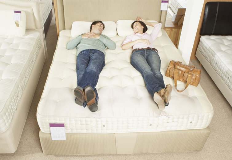 Как подобрать двуспальную кровать, подходящую под интерьер комнаты?