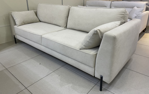 Прямой диван Энгри айвори велюр