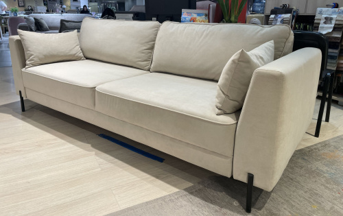 Прямой диван Энгри айвори велюр