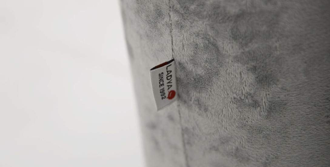 Прямой диван Волда Жемчужно-серебряный велюр