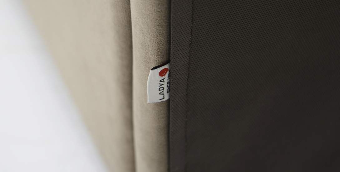 Односпальная кровать Борба 90 светло-коричневый велюр