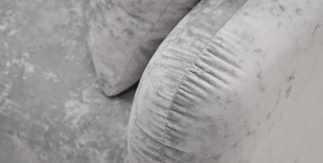 Прямой диван Волда Жемчужно-серебряный велюр