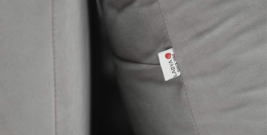 Прямой диван Морма оранжевый велюр Уцененный