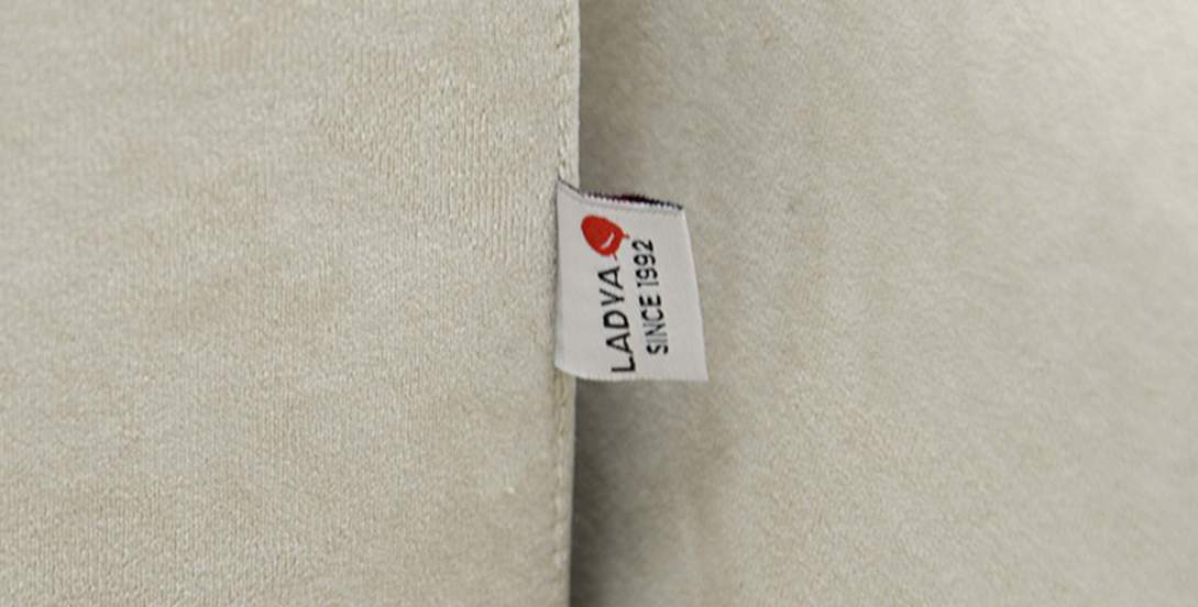 Прямой мини диван Калано 120 Айвори велюр