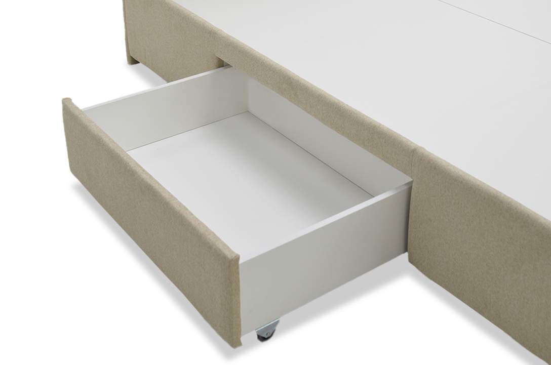 Двуспальная кровать Борба 180 кремовый шенилл