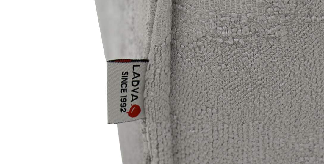 Прямой диван Тельда серый шенилл