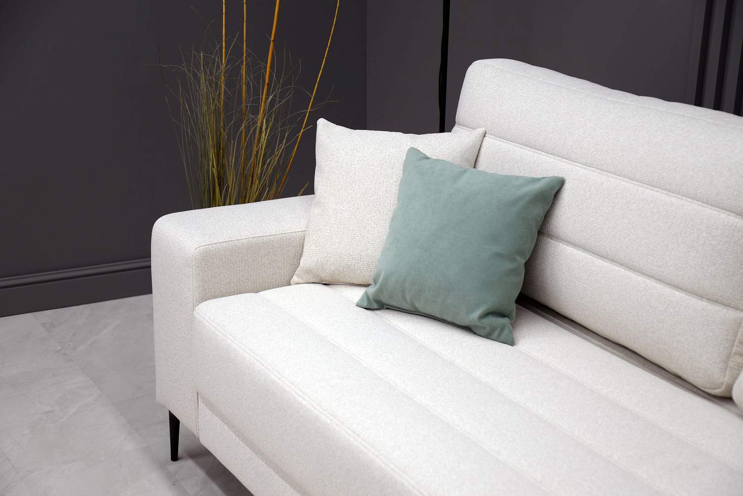 Прямой диван Белес миди молочный шенилл Уцененный