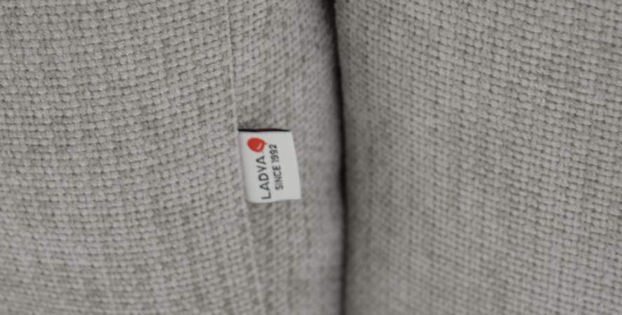 Прямой диван Кьяра тауп велюр 