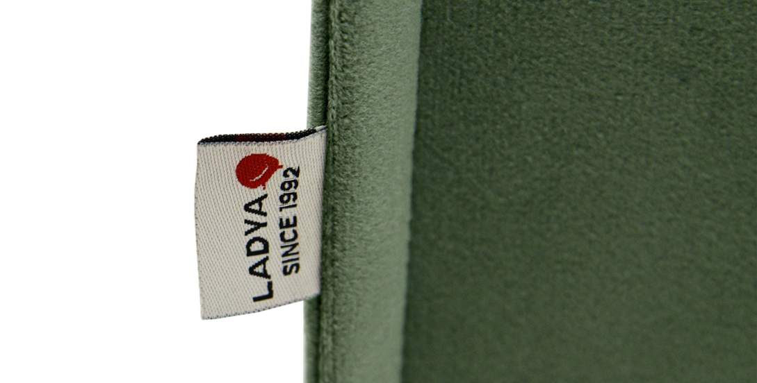 Прямой мини диван Авиньон светло-коричневый велюр