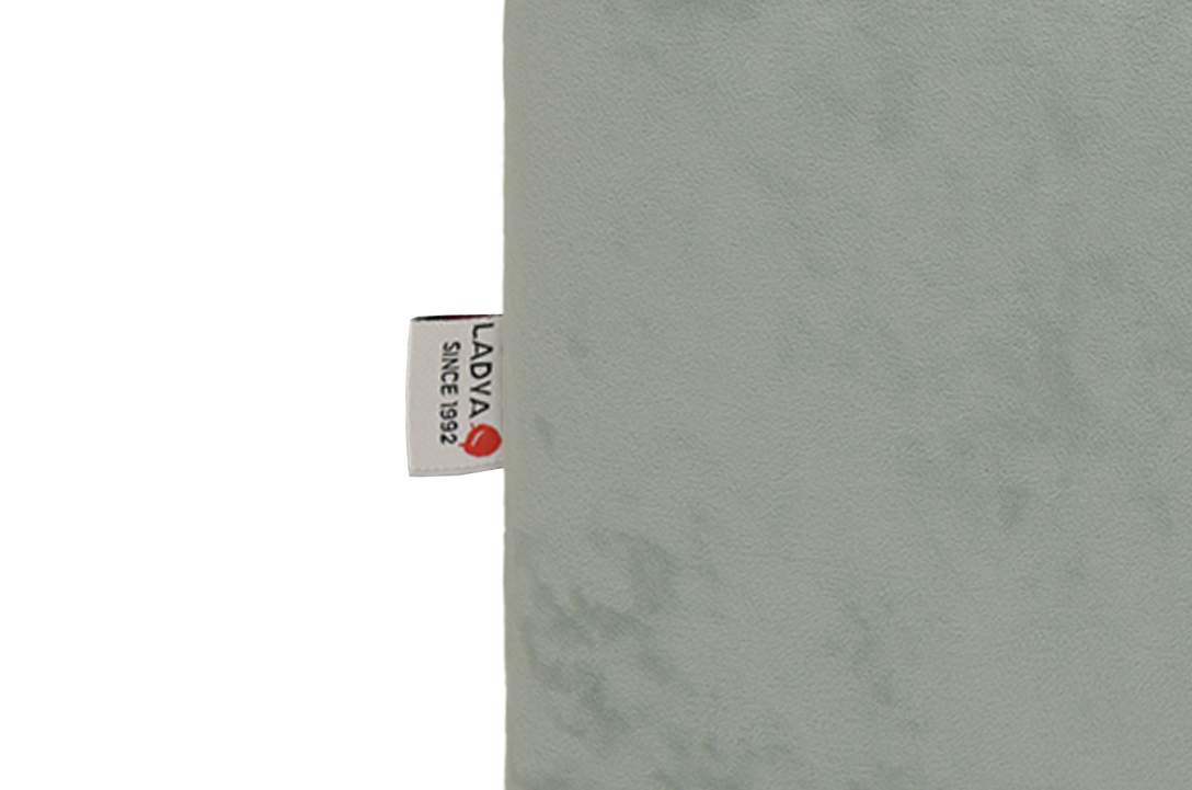 Прямой диван Клиф мятный велюр