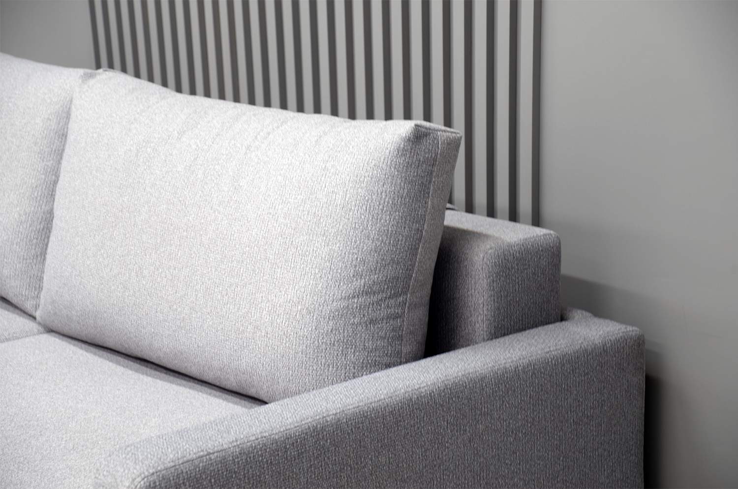 Прямой диван Клиф