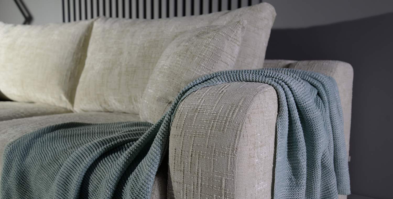 Прямой диван Фоджа бежевый шенилл