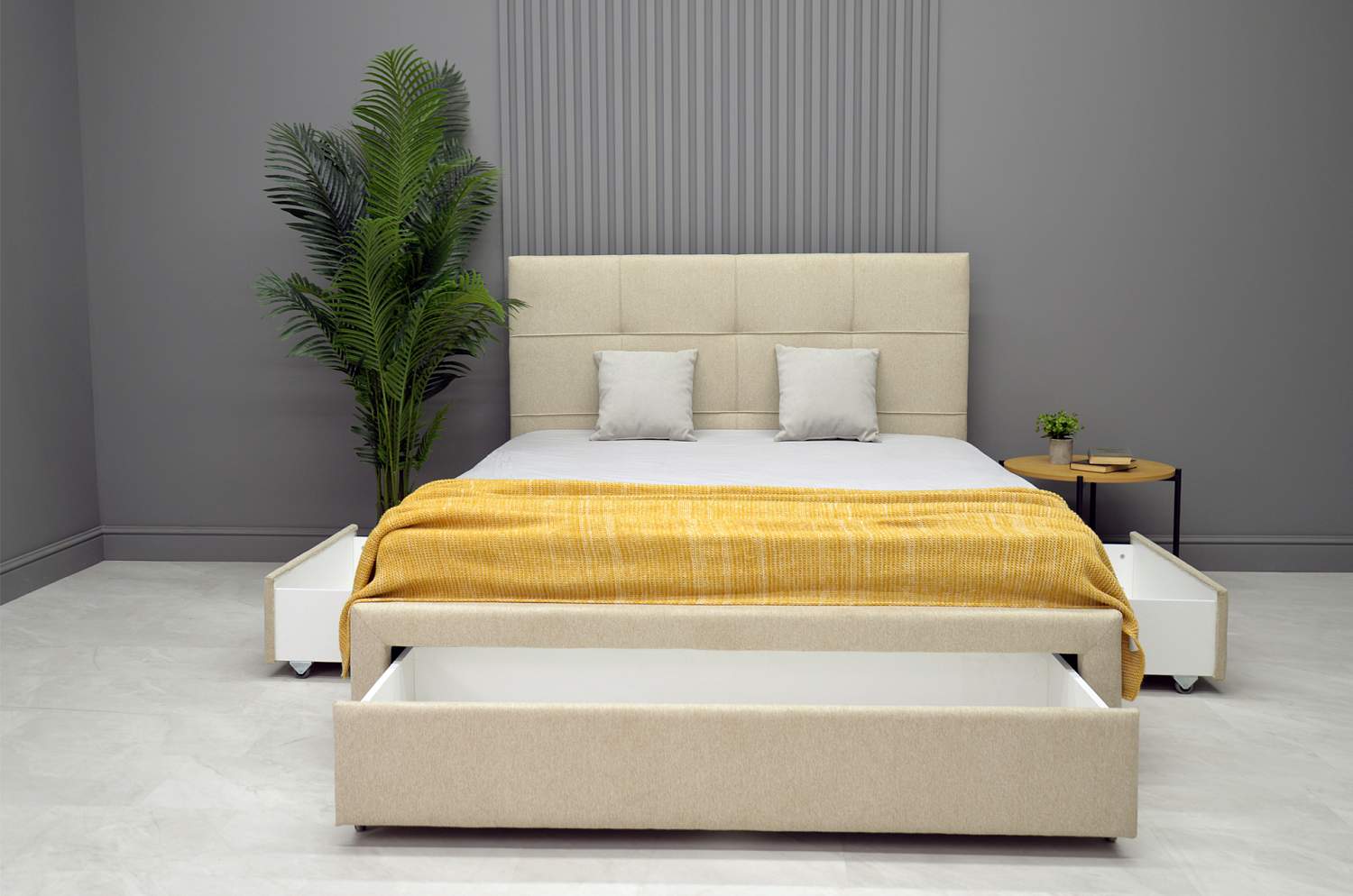 Двуспальная кровать Борба 180 кремовый шенилл