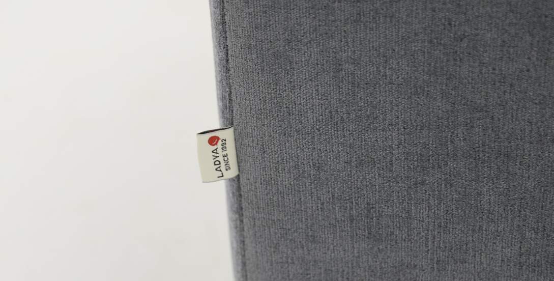 Прямой диван Энгри Серый велюр