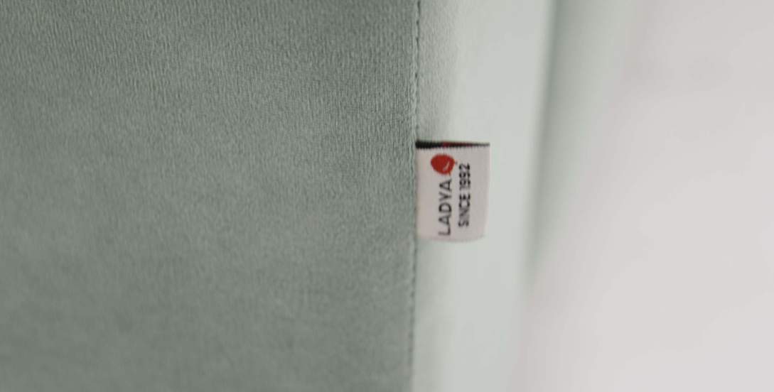 Прямой диван Каперс Пыльно-бирюзовый велюр