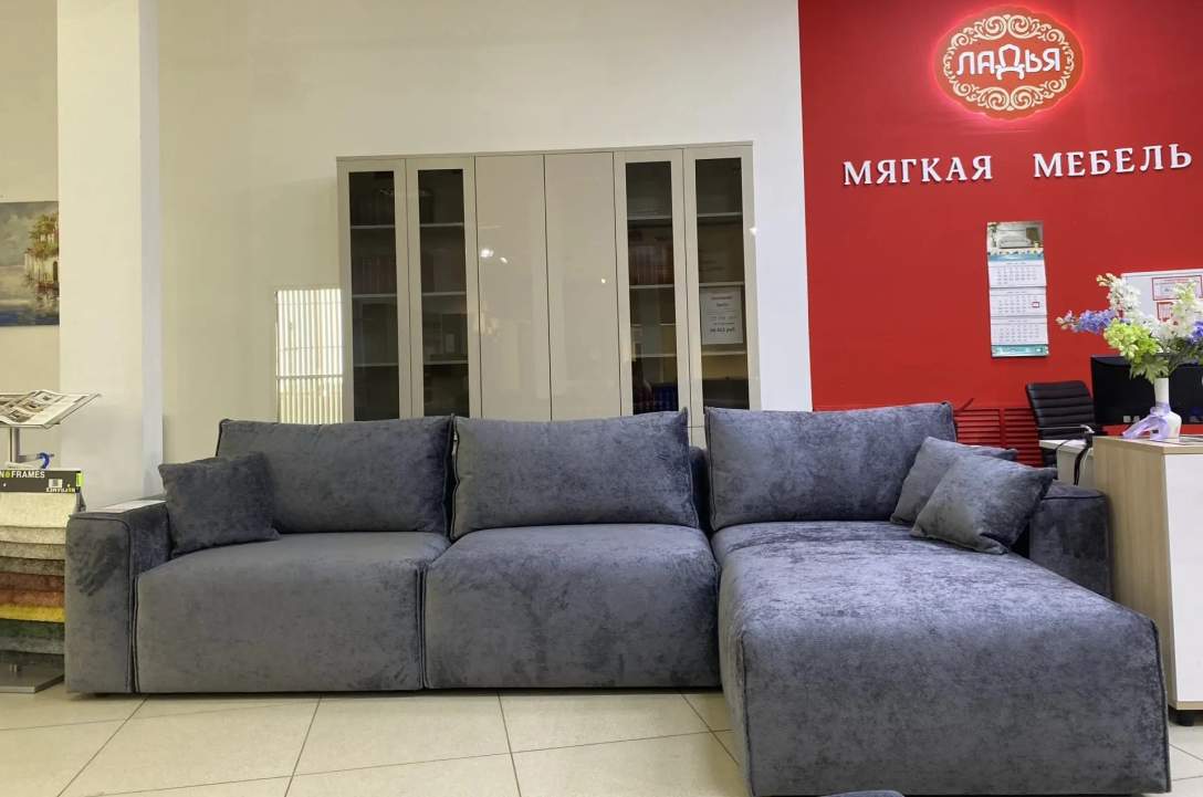 Угловой диван Матье серый шенилл 