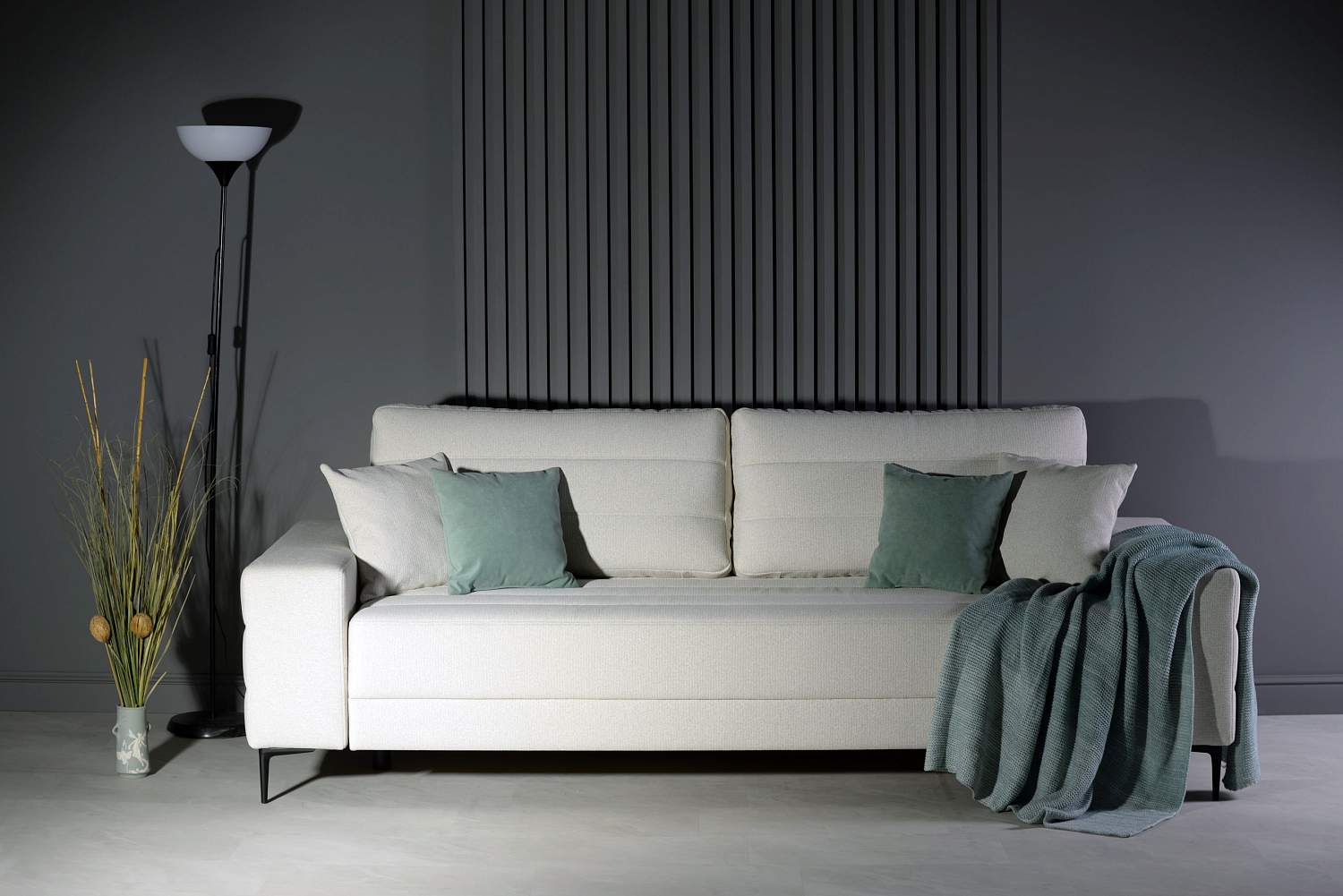 Прямой диван Белес миди молочный шенилл Уцененный