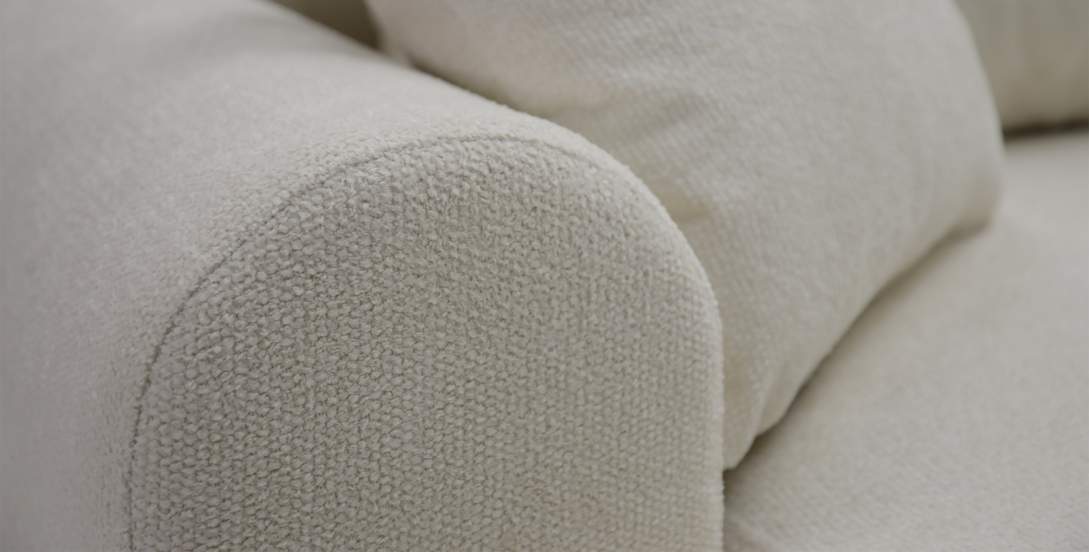 Прямой диван Кьянти Молочно-белый велюр 