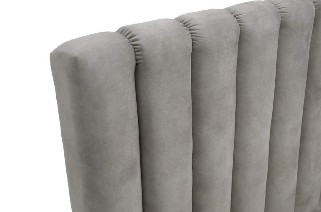 Двуспальная кровать Страйп 180 светло-серый велюр