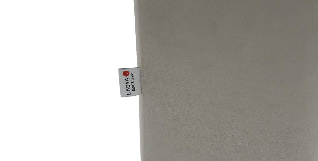 Прямой диван Энтон Светло-бежевый велюр