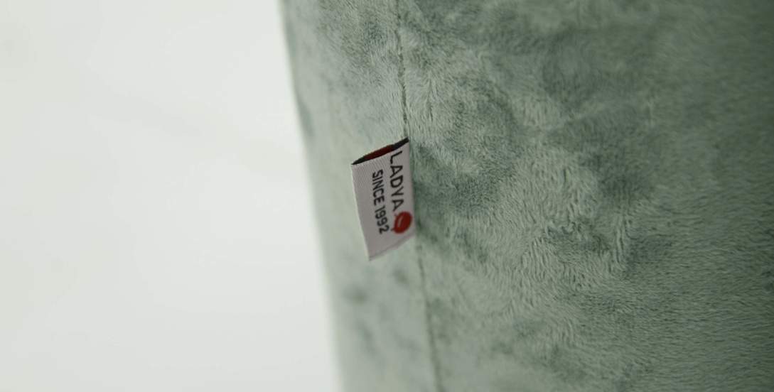 Прямой диван Волда Жемчужно-мятный велюр