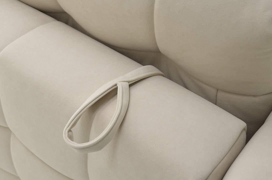 Прямой диван Энзо бежевый велюр