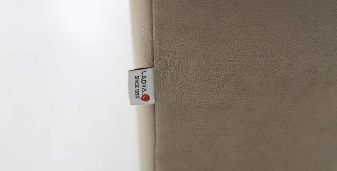 Прямой мини диван Эмма 140 Светло-коричневый велюр