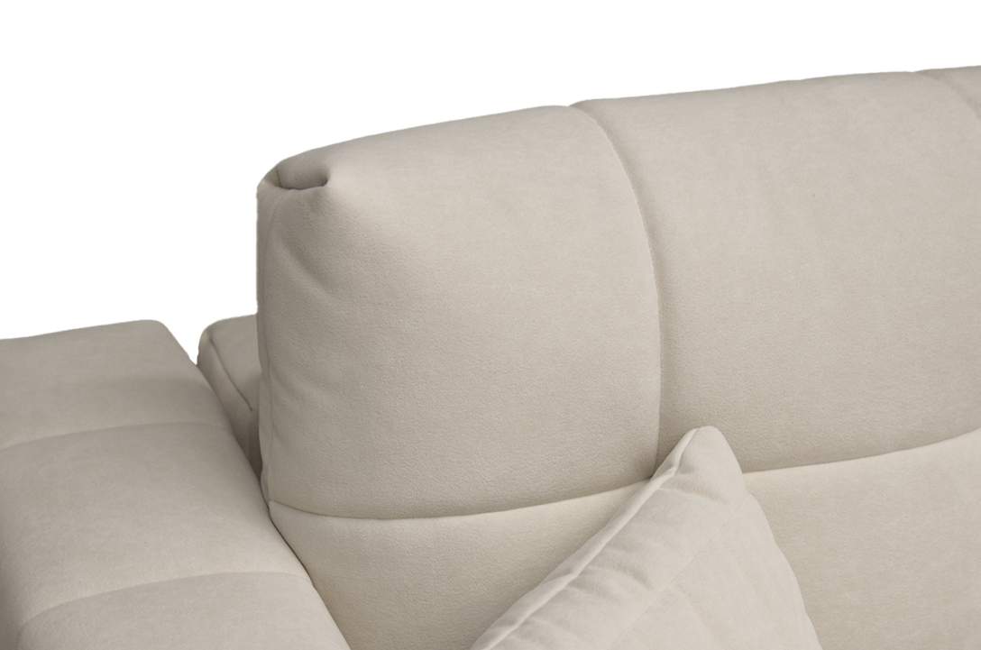 Прямой диван Энзо бежевый велюр