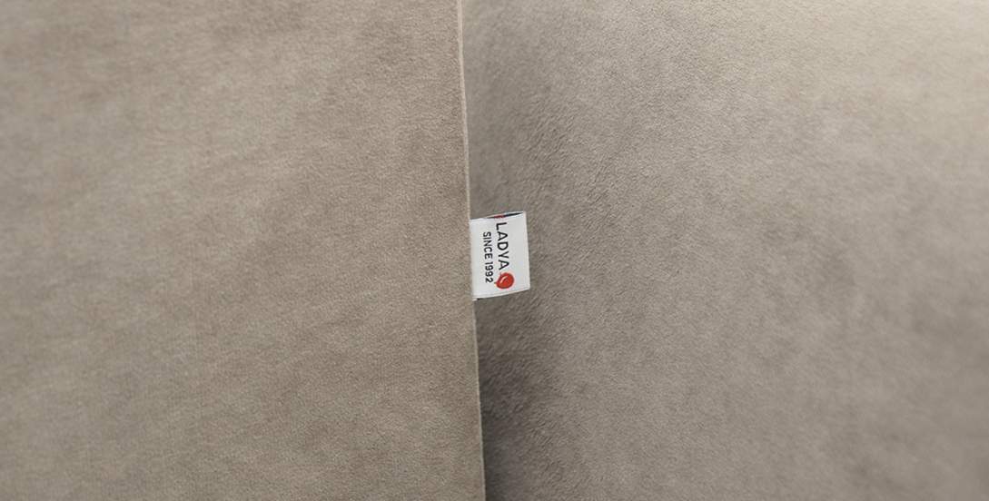 Прямой мини диван Лома 140 Светло-коричневый велюр 