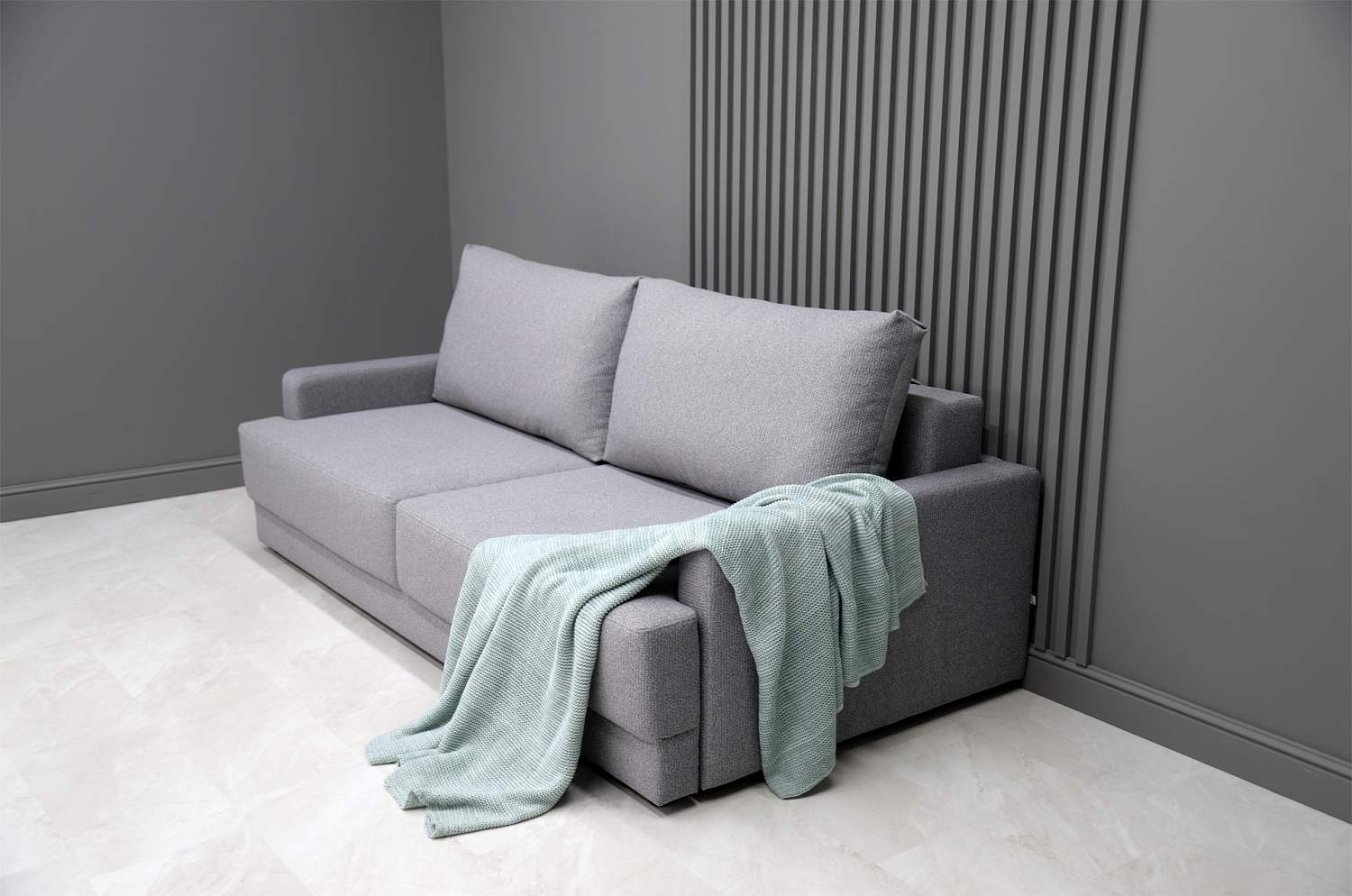 Прямой диван Клиф