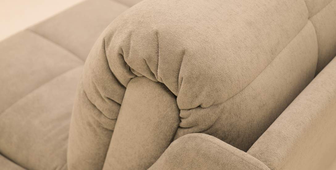 Прямой диван Тусон бежевый велюр 