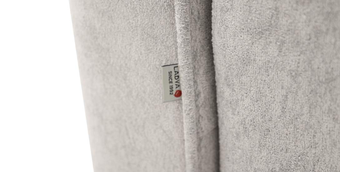 Прямой диван Авилла светло-серый велюр