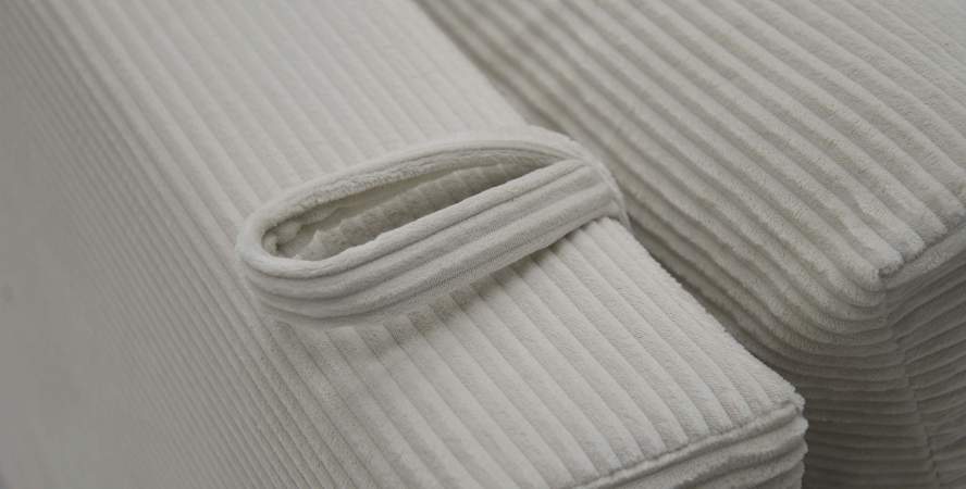 Прямой диван Рица Молочный кремовый велюр 